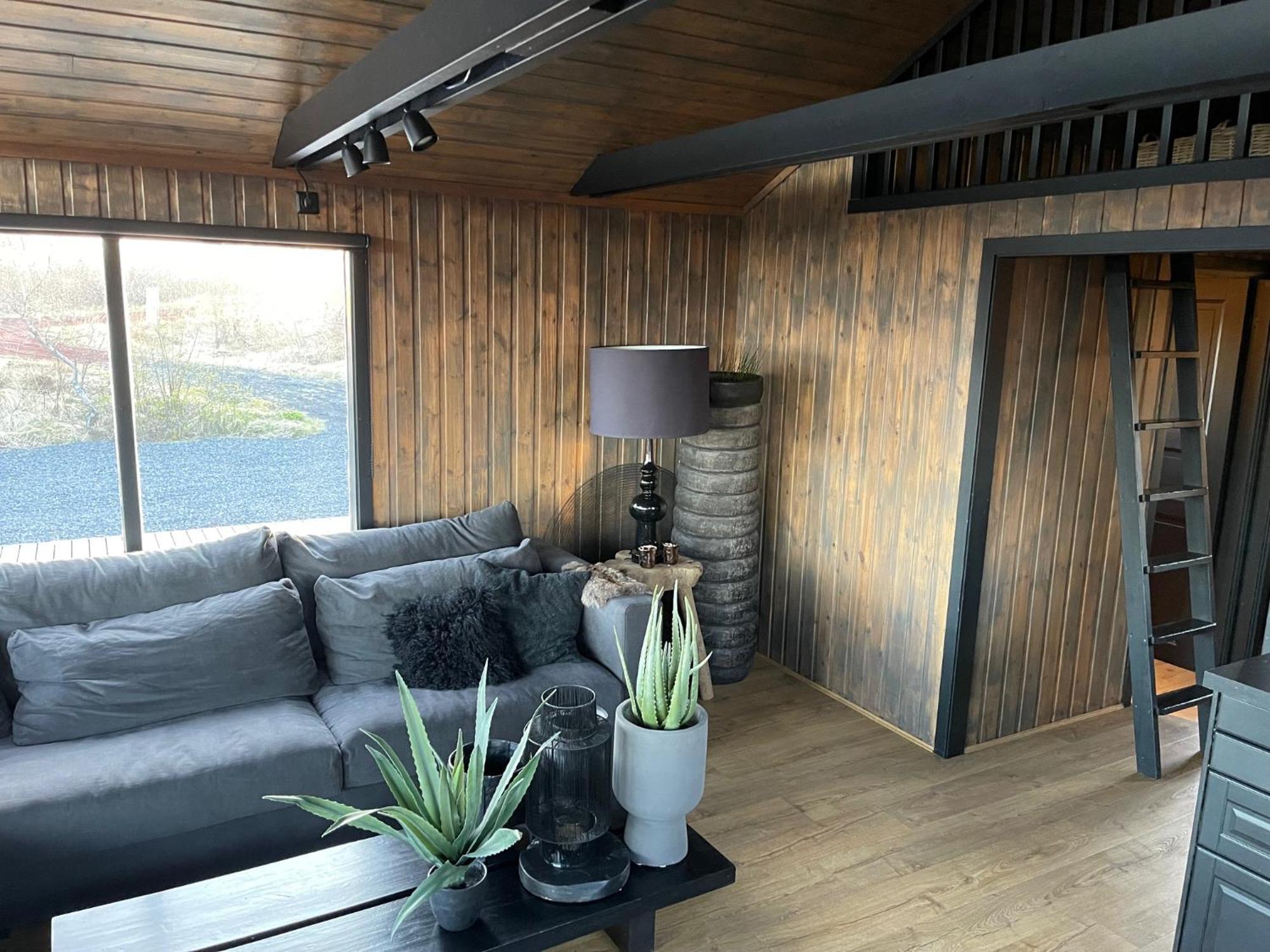 Cozy 3Br Summerhouse With Hot Tub In South Iceland Selfoss Exterior photo